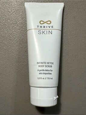 Thrive White Tube Body Scrub SEALED